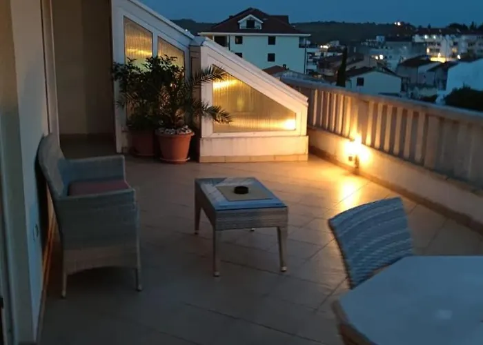 Happy Basset Terrace Apartament Makarska